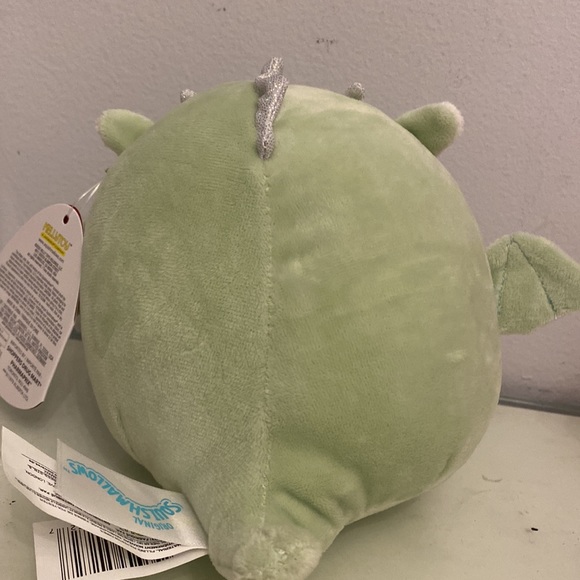 Drew the dragon squishmallows 5” valentines - Picture 2 of 3